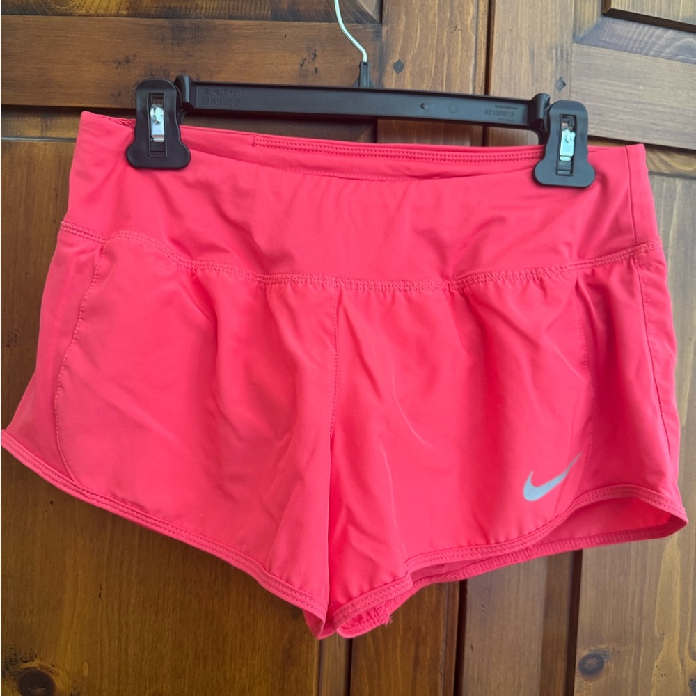 Nike mid rise DRIFIT pink/red running shorts, smooth waistband size medium. EUC.
